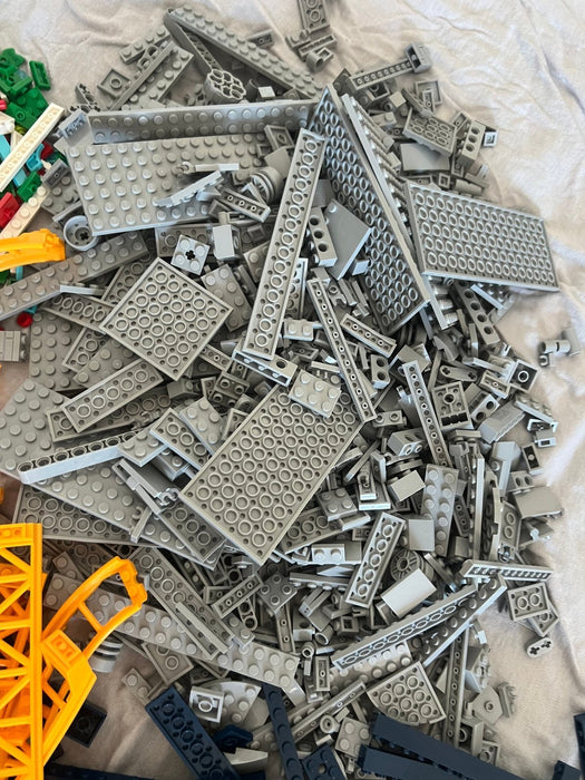 LEGO 3.5 KG Onderdelen van Icons – Lusachtbaan – 10303