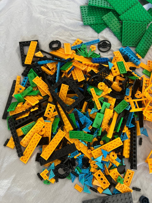 LEGO 3.5 KG Onderdelen van Icons – Lusachtbaan – 10303