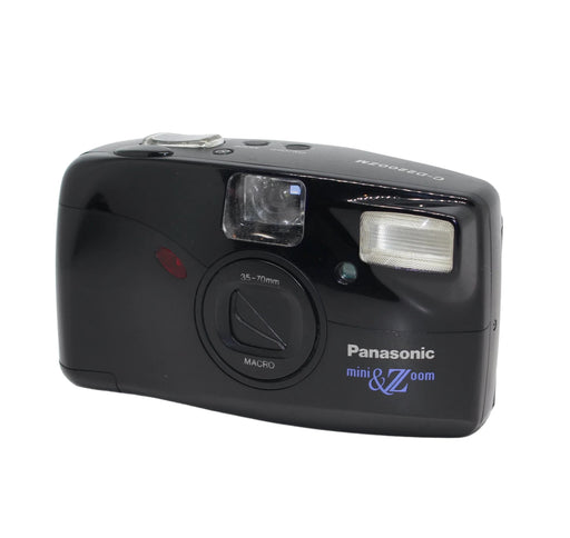 Panasonic C - 2200ZM 35mm Zoom Point and Shoot Film Camera (Incl. Case)